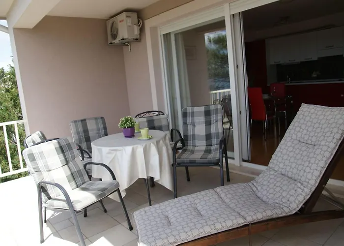 In Mit Balkon By Interhome Apartment Selce