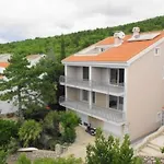 In Mit Balkon By Interhome Appartement Selce