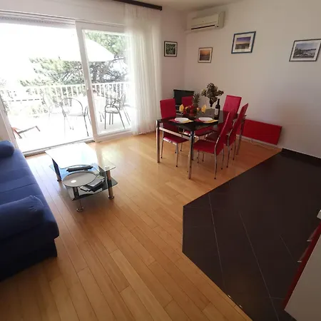 Appartement In Mit Balkon By Interhome *