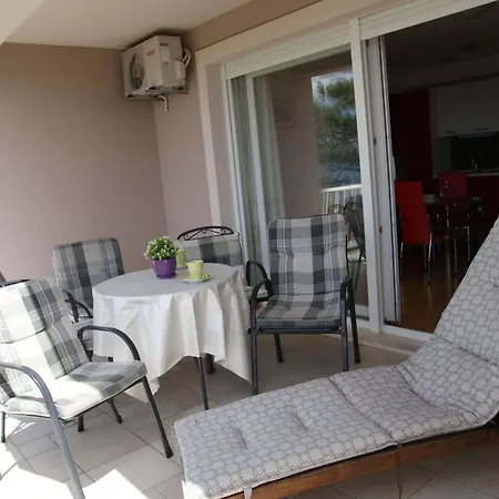 In Mit Balkon By Interhome Apartment Selce