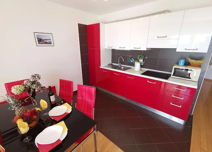 In Mit Balkon By Interhome Appartement